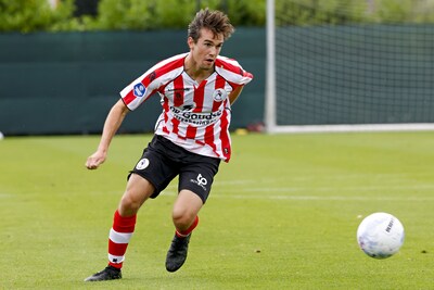 Weerzien met oude trainer: Sparta verhuurt Boyd Reith aan Almere City