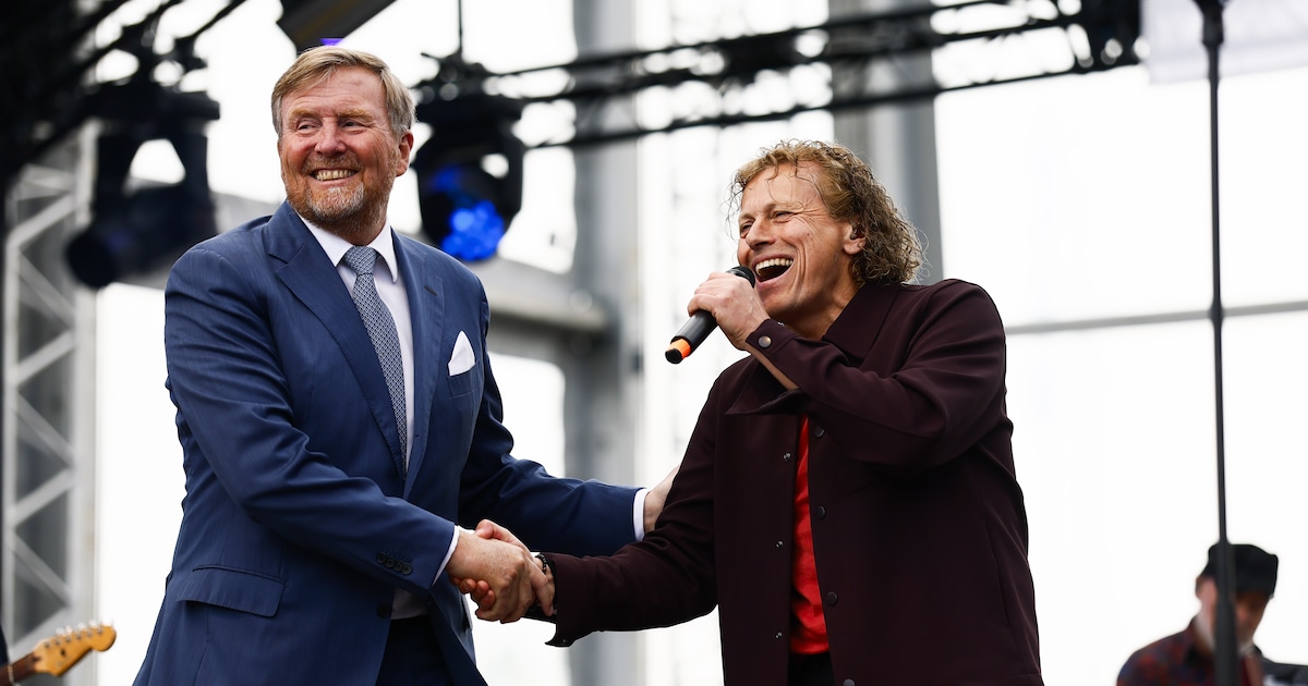 LIVE Koningsdag 2026 | Koning bedankt Dokkum voor ‘onvergetelijke Keningsdei’, drie demonstraties la