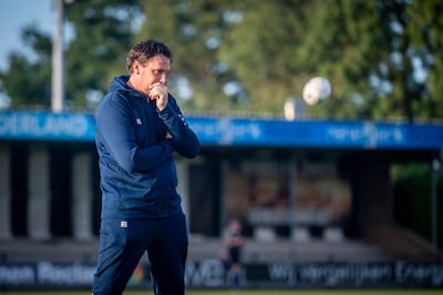 Orion-coach wil niets weten van publiekswissel matchwinner Van Veghel • AWC onnodig onderuit