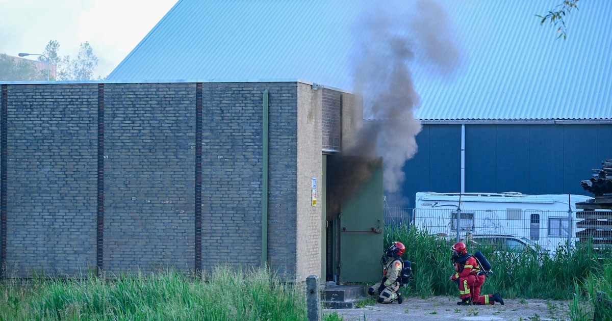 Brand in elektriciteitshuisje veroorzaakt stroomstoring in groot gedeelte Eemsdelta