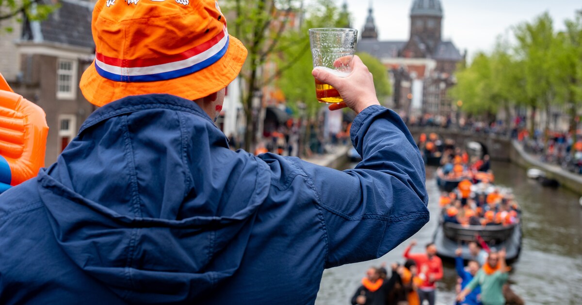 Amsterdam bezorgd over drukte met Koningsdag: ‘Mijd het centrum ...