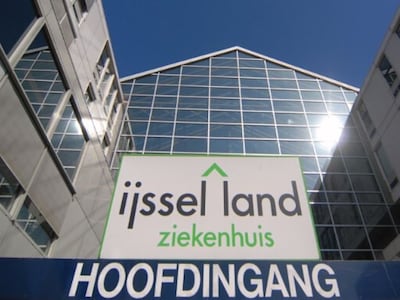 IJsselland Ziekenhuis bouwt een nieuwe dienstenhub, terwijl het ziekenhuis open blijft