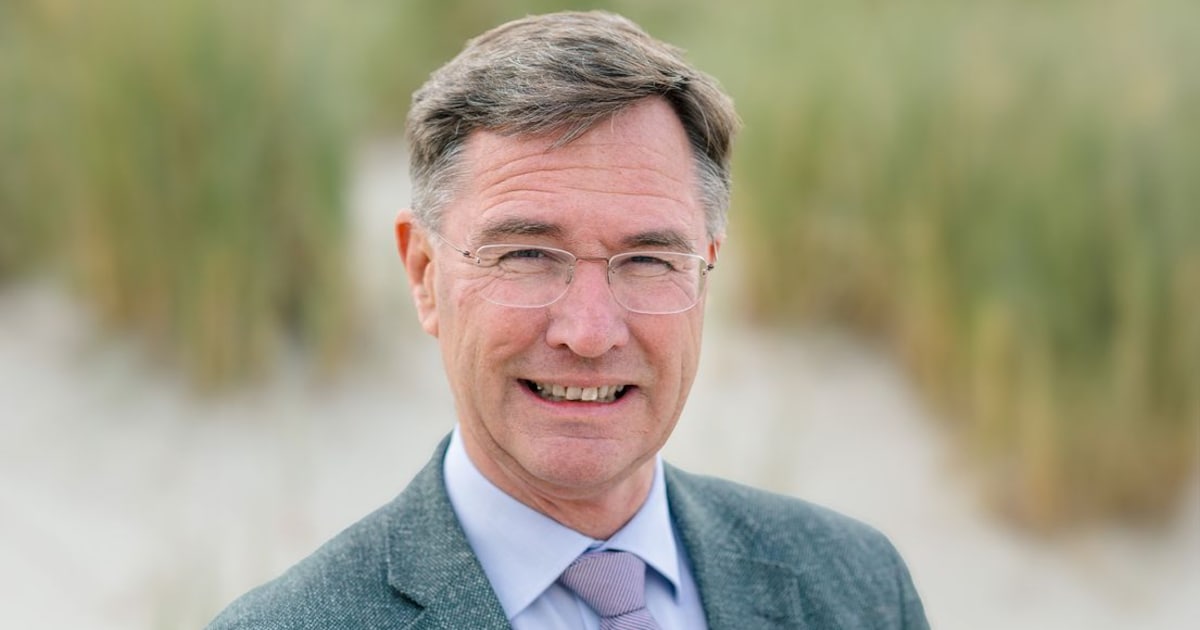 Afscheid burgemeester Stoel op Ameland op 1 september