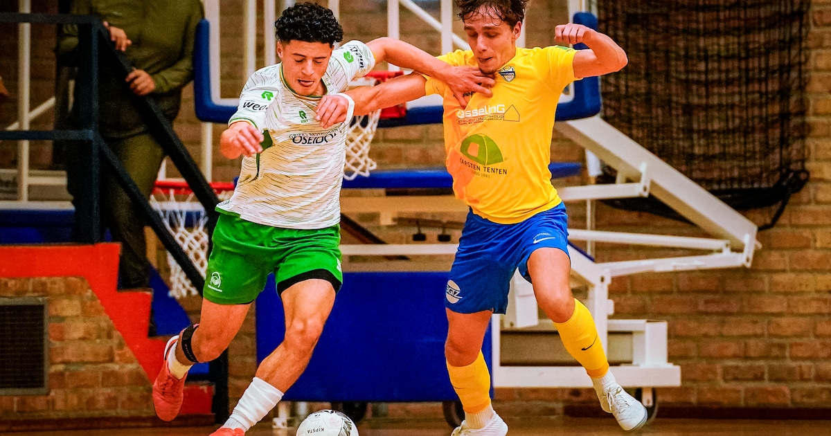 Zaalvoetballers van Groene Ster blijven koploper, ZVV Middelburg slikt tweede nederlaag op rij