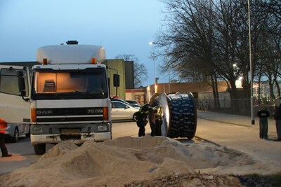 Twee mannen aangehouden na verdacht gedrag op parkeerterrein bij voetbalclub