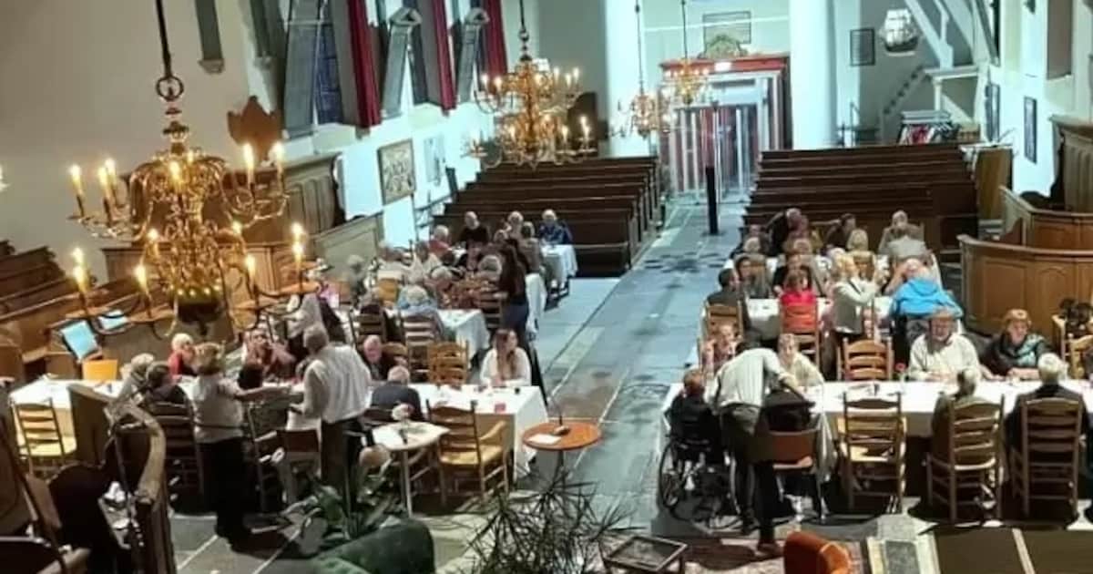 Grote Kerk in Oostzaan houdt gezamenlijke maaltijd