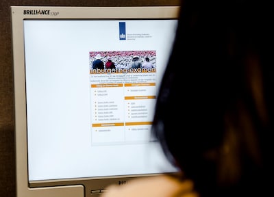 Op gewiekste wijze probeerden oprichters van taalschool miljoenen binnen te halen met ‘opvallende lokkertjes’