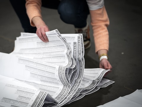 Het stemmen tellen is in volle gang.