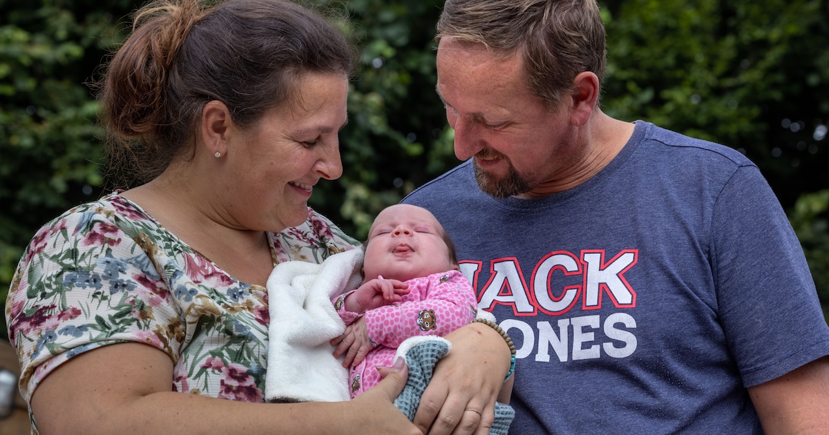 Makkelijk, superlief en lekker rustig: dat is baby Johni, de negende telg van Een huis vol-familie u