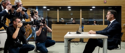 Rutte maneuvers through questioning in classic Rutte style: here are the four key moments