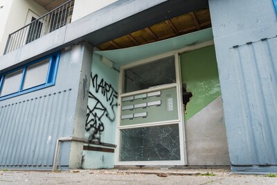 Tekst op muur geschreven bij explosie aan de Thomas a Kempisstraat in Rotterdam