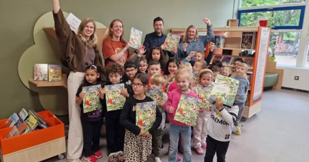 Kinderen van basisscholen in Soest en Soesterberg krijgen prentenboek cadeau