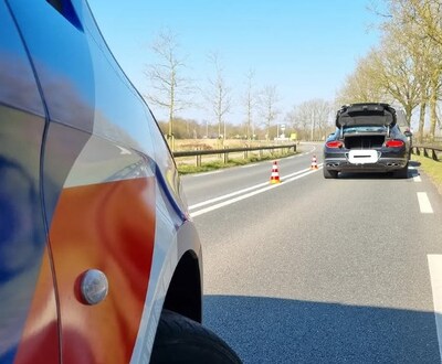 Belgische ‘carjacker’ wil zijn slag slaan bij dienstauto van politie in Ulvenhout, maar wordt opgepa