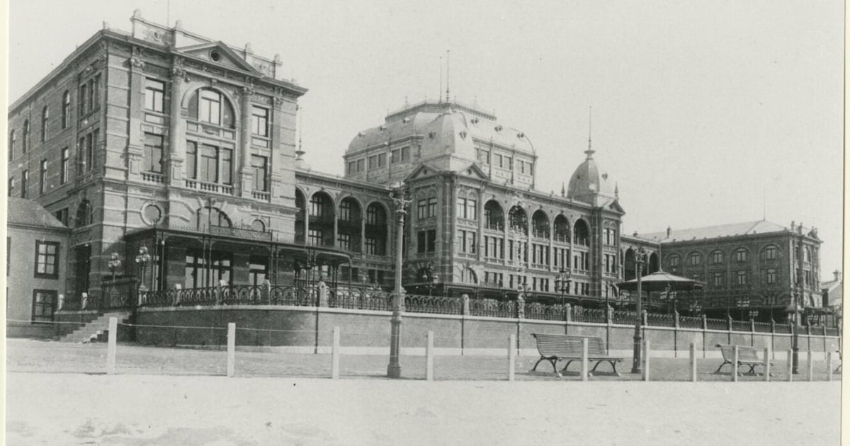 Wist je dit al: Ooit brandde het Kurhaus op Scheveningen af en werd het in één jaar heropgebouwd