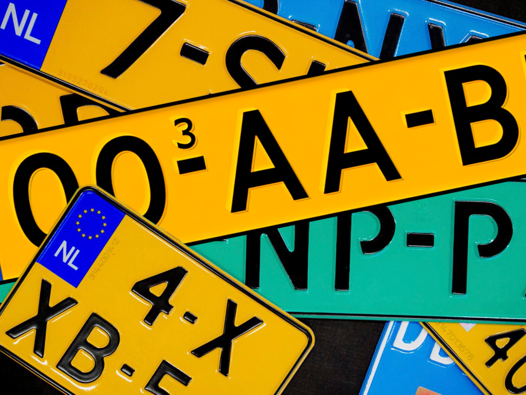 Dit betekent het kleine extra cijfer op kentekenplaten (en tot dit getal kan het oplopen)