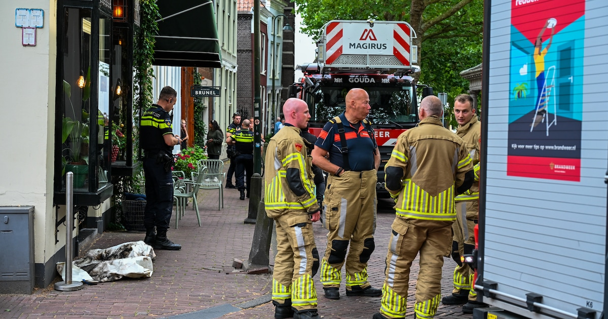Brand bij restaurant in binnenstad van Gouda, blusdeken voorkomt erger
