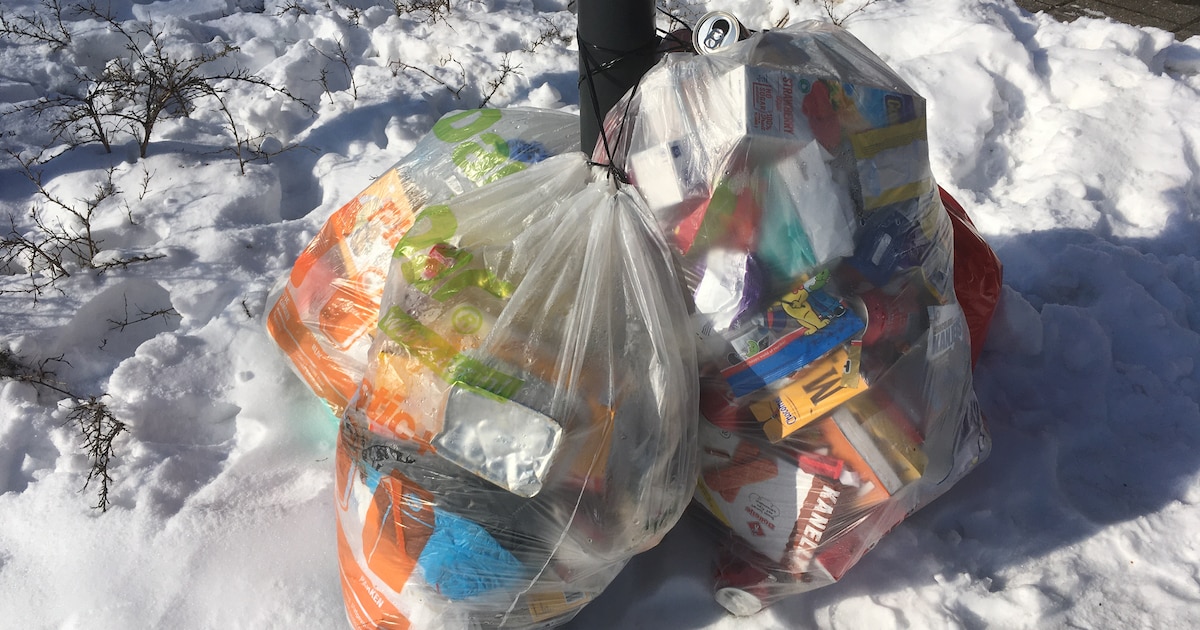 Afvalinzameling stilgelegd in Someren door gladheid