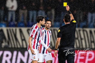 LIVE | Willem II ziet Roda JC op gelijke hoogte komen vanaf elfmeter: Van den Hurk pakt cadeautje Sa