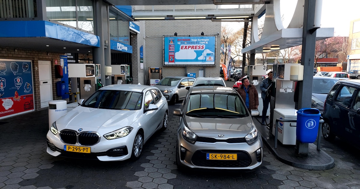 Ook rijke Wassenaarders gaan dag voor forse prijsstijging snel naar de pomp: ‘Regering moet ingrijpe