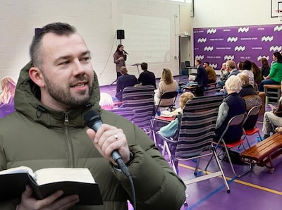 Kerk van omstreden gebedsgenezer krijgt van de gemeente Eindhoven onderdak in gymzaaltje