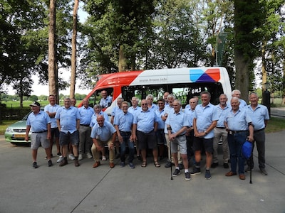 Buurtbus Molenschot-Dorst viert 35-jarig bestaan