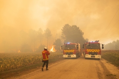 Frankrijk opent jacht op brandstichters: ‘Geen genade voor degenen die mensenlevens in gevaar brengen’