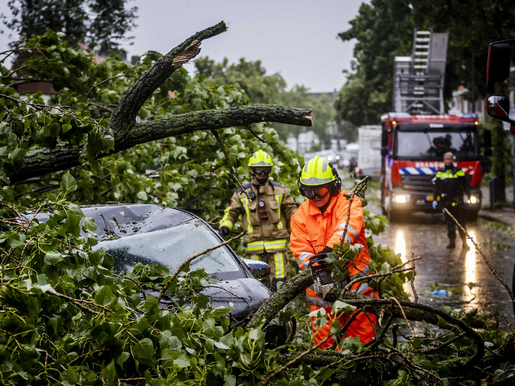 Geel, oranje of rood: dit betekenen de kleurcodes van het KNMI bij een weerwaarschuwing