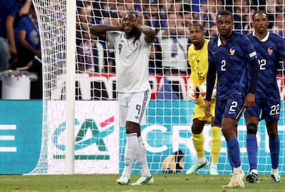 Frankrijk heeft het moeilijk bij thuisdebuut Zidane, grootste kansen voor Italië