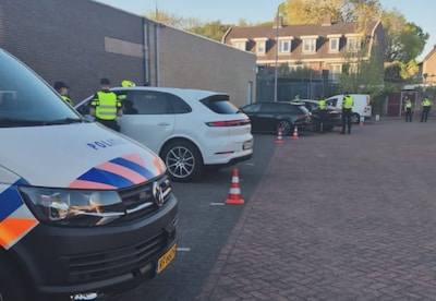 Vier aanhoudingen en tientallen boetes bij grote controle in Stratum en Gestel