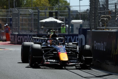 Max Verstappen profiteert van zwakke pitstop Lando Norris, Kimi Antonelli virtueel aan de leiding