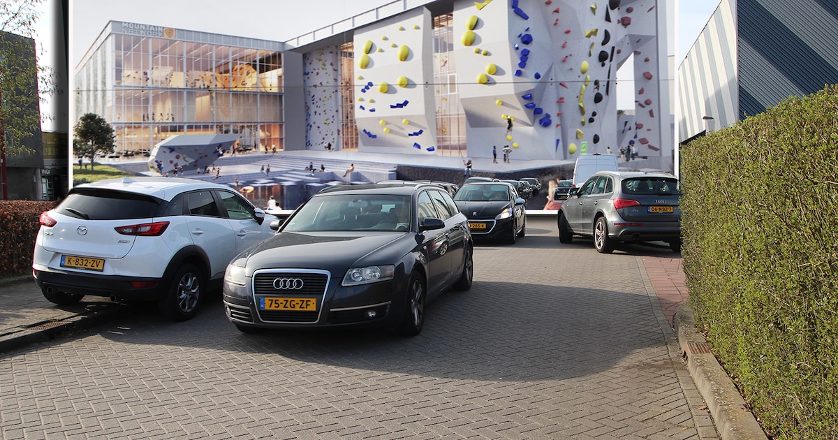 Lezers zien één oplossing: bouw parkeergarage in Nieuwegein