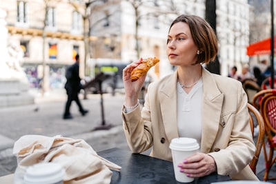 How the Dutch can better understand the French: ‘Don’t move chairs around on the terrace’