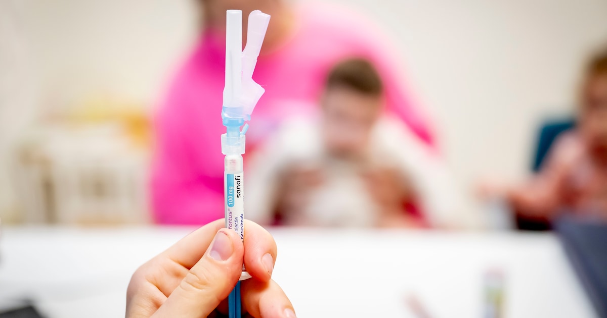 Ouders in Groningen krijgen uitnodiging voor prik tegen RS-virus