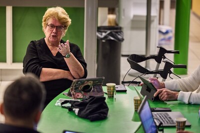 Wie wil er nog in de wijkraad? Politieke partijen in debat over oplossing