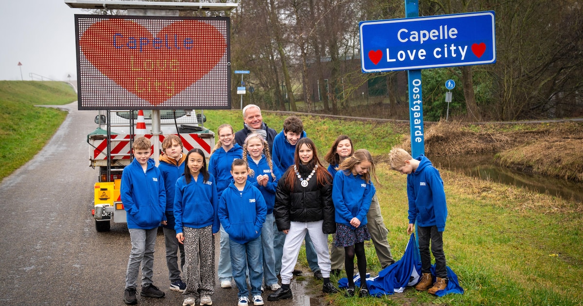 Capelle verandert in Love City rondom Valentijnsdag: liefdestegels, koekjes en meer