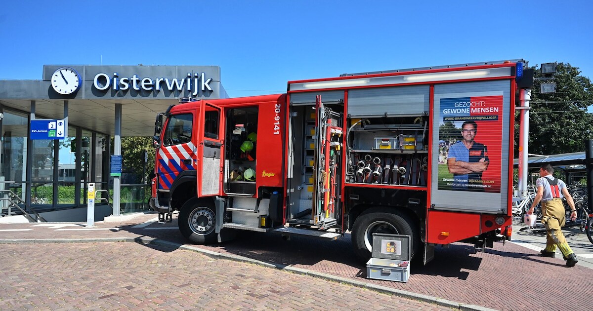 Derde keer reiziger in korte tijd vast in snikhete lift op station Oisterwijk