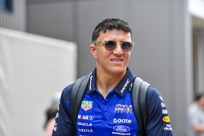 Gridstraf voor Isack Hadjar wegens motorwissel, ook nieuwe krachtbron voor Max Verstappen
