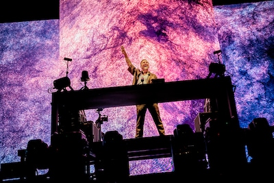 David Guetta, bijna 60 en nog altijd relevant: ‘Hij zei nog vóór zijn grote doorbraak: ik ben geen dj, maar een popster’