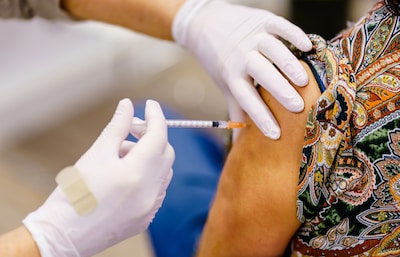 Still getting vaccinated against COVID? The new round is starting, but it is available to fewer and fewer people