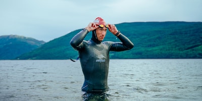 Voor Marijn de perfecte vakantie: zwemmen in ijskoud water, 180 kilometer fietsen én een marathon lopen