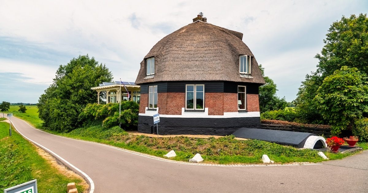 Wat ooit het sobere huis van de molenaar was, is nu een luxe woning met sauna en wijnkelder