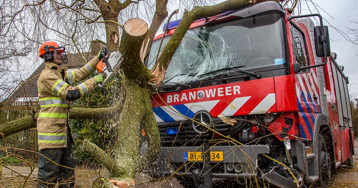 Brandweer Loenen aan de Vecht slaat dit keer zelf alarm: ‘Brandweerzorg verslechtert als kazerne uit