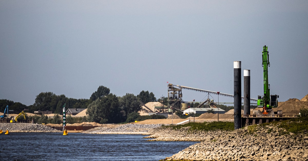 Rijn nadert laagste waterstand ooit | Nieuws | AD.nl