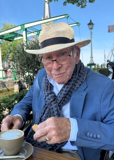 Kees moest door ziekte opnieuw beginnen, maar was een koopman en ondernemer in hart en nieren