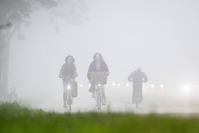 Frisse start van de week na regenachtig weekend: maandagochtend 4 tot 10 graden