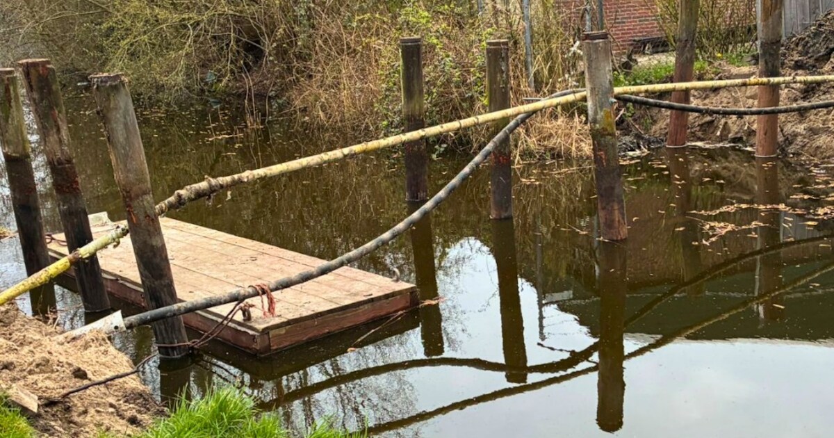 Werk aan brug bij Tennisclub Monnickendam vertraagt