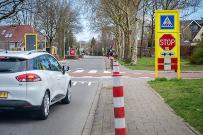 Berucht kruispunt in Malden krijgt drempels na dodelijk ongeluk