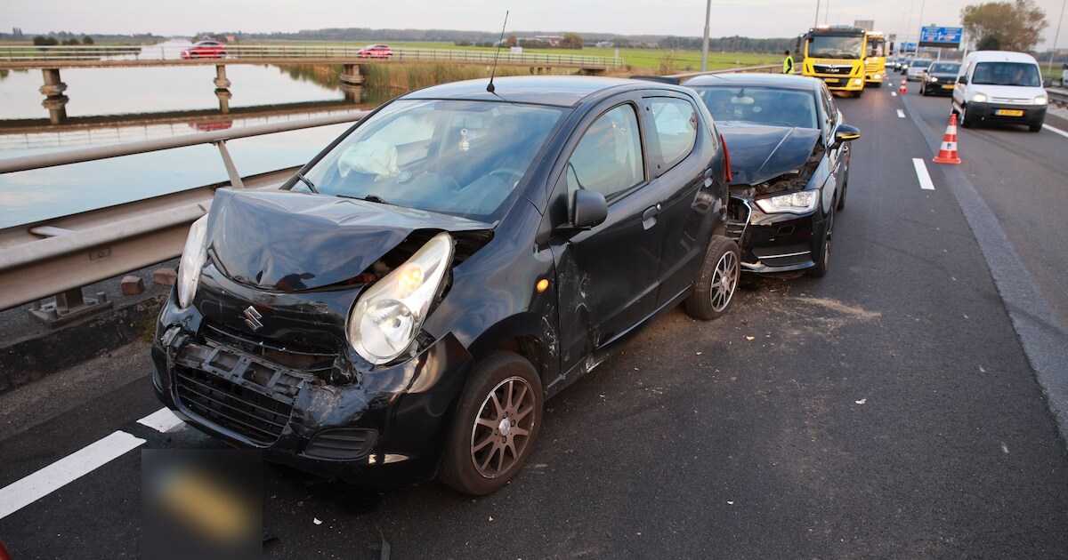 Kettingbotsing op A20 bij Moordrecht, vijf voertuigen betrokken