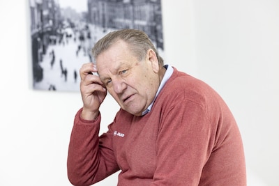 Jan Boskamp (77) krijgt opnieuw te maken met terugval in zijn gezondheid: ‘Het is zo klote’