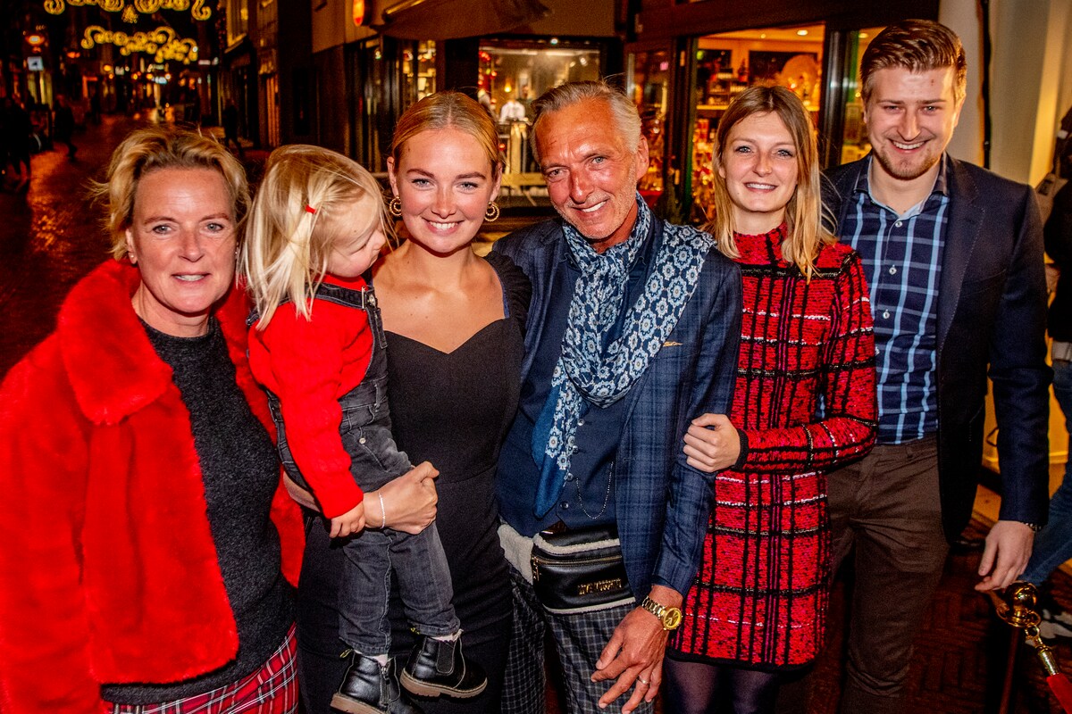 Meilandjes overspoeld met annuleringen na 'verhuisbericht' | Show | AD.nl